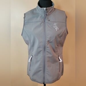 NWOT CLIQUE Vest, Zipper Closure with Pockets, Embroidered Bird Detail, Medium